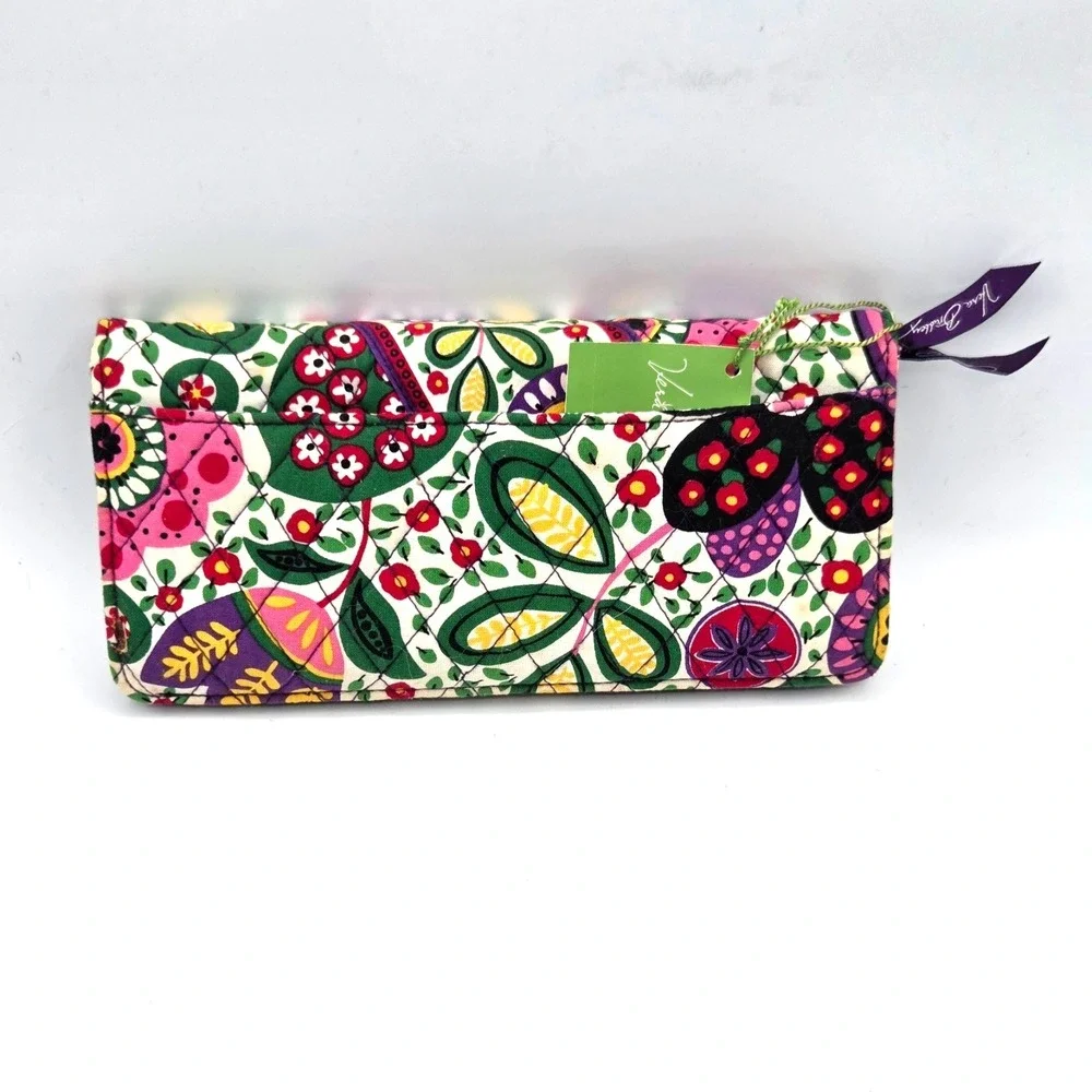 Vera Bradley this vera